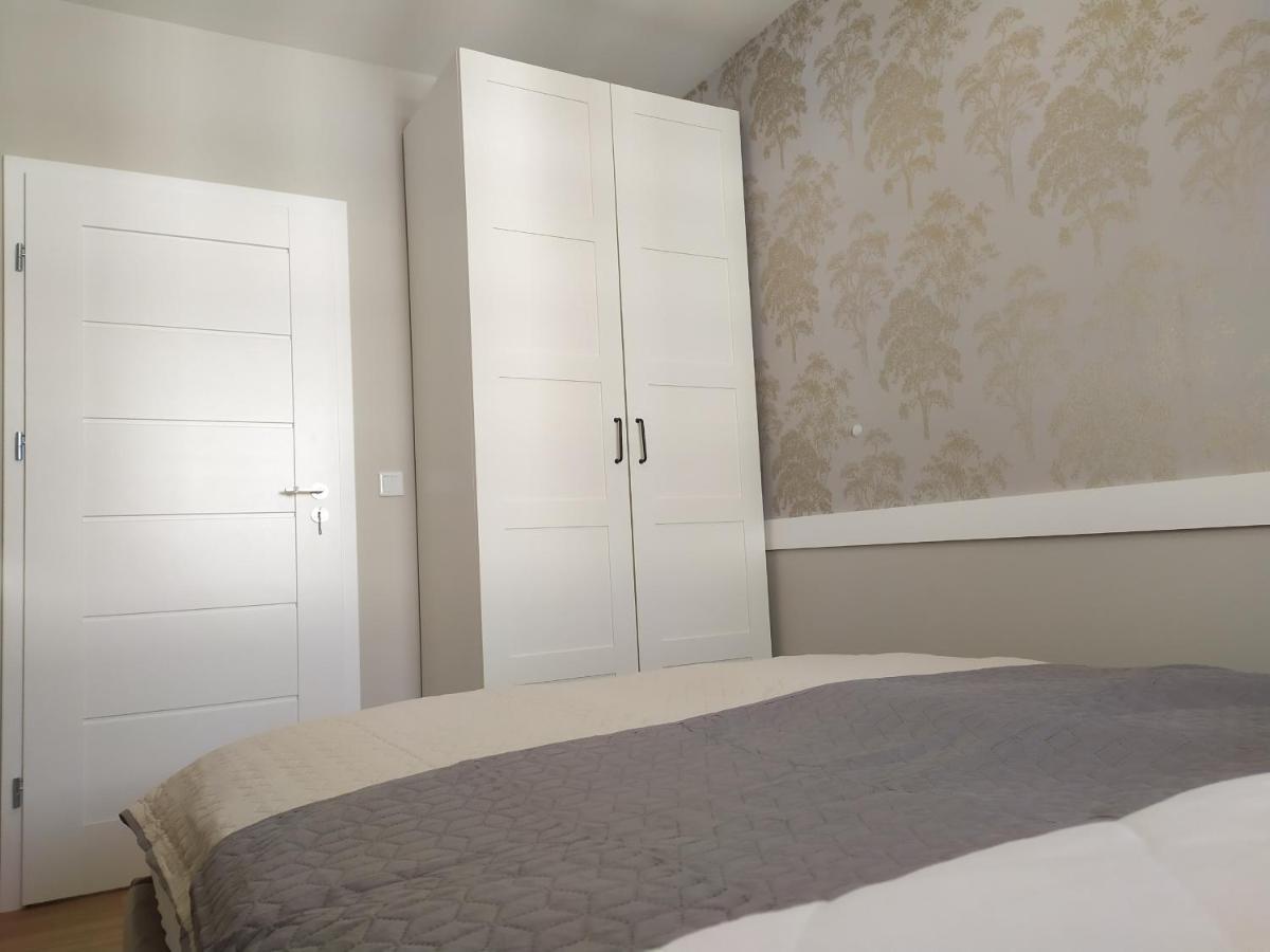 Krakow City Center Navyblue Luxury Apartment Экстерьер фото